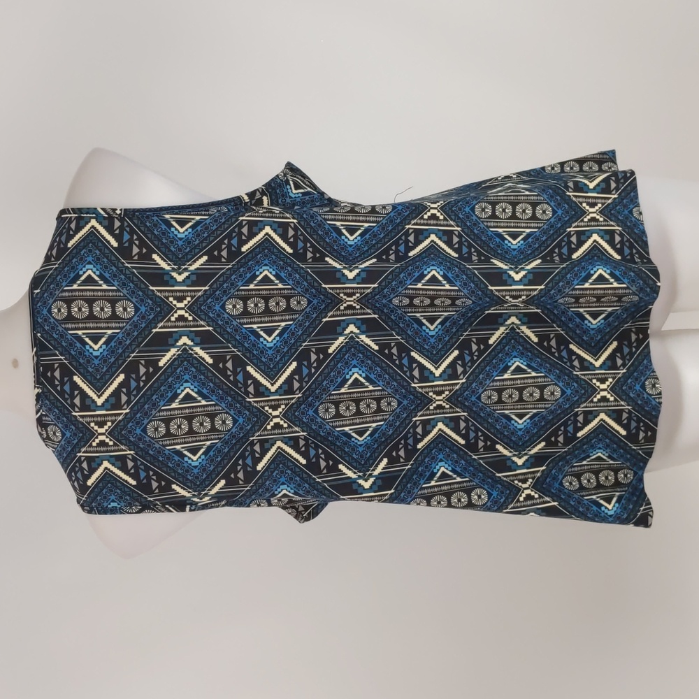 Cydney Mao Women's Top Size XL Blue Black Geometric Pattern Sleeveless V-Neck - Picture 9 of 13